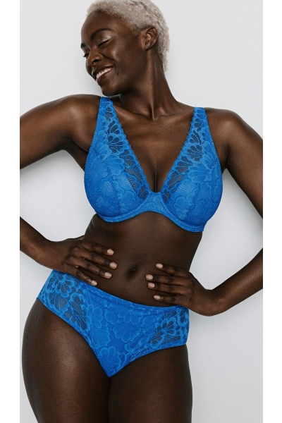 Twist by Prima Donna