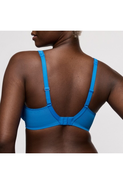 Twist by Prima Donna