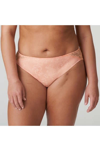 Twist by Prima Donna