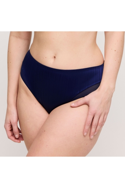 Twist by Prima Donna