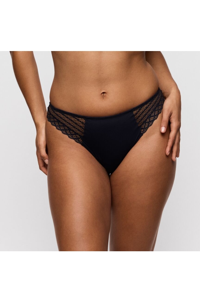 Twist by Prima Donna